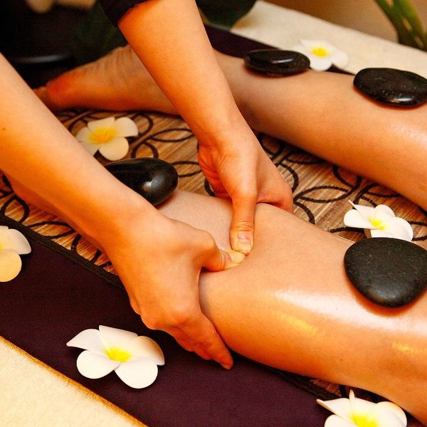 淀屋橋でむくみとりマッサージ・エステを受けるならアロマサロン晴れ古都