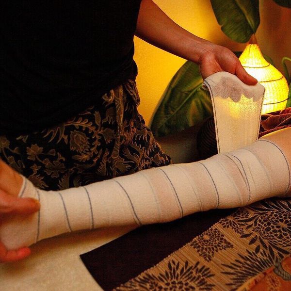 むくみを解消してほっそり美脚なら晴れ古都へ